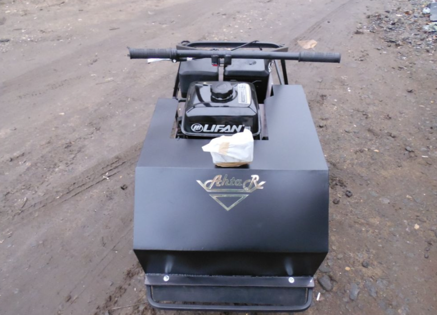 Мотобуксировщик AhtaR Зима 9 л/с с вариатором в Нефтекамске