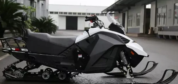 Снегоход ULAR 220 в Нефтекамске