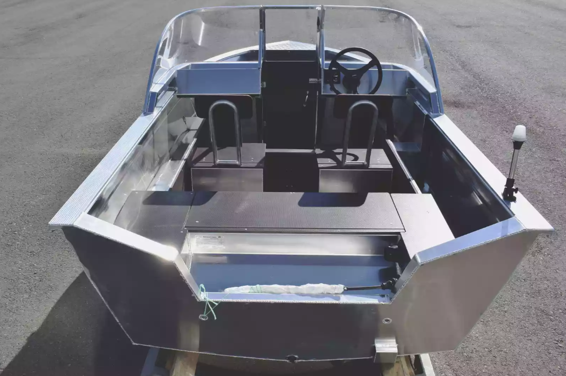 Алюминиевая лодка  Неман-400 DCM в Нефтекамске