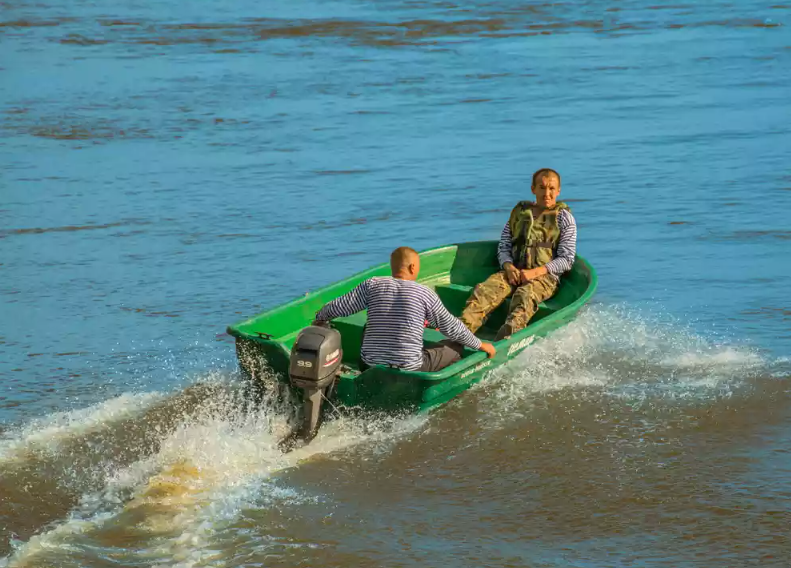 Стеклопластиковая лодка Neman-340 (тримаран) в Нефтекамске