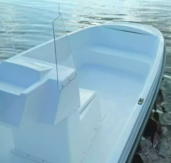 Стеклопластиковая лодка Пингвин с консолью (тримаран) в Нефтекамске