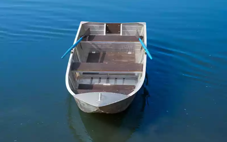 Алюминиевая лодка Вятка-Профи 37 в Нефтекамске