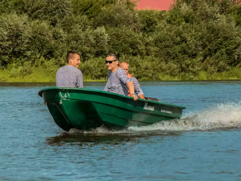 Стеклопластиковая лодка Neman-340 (тримаран) в Нефтекамске