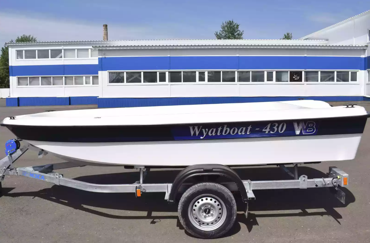 Стеклопластиковая лодка Wyatboat 430 тримаран в Нефтекамске