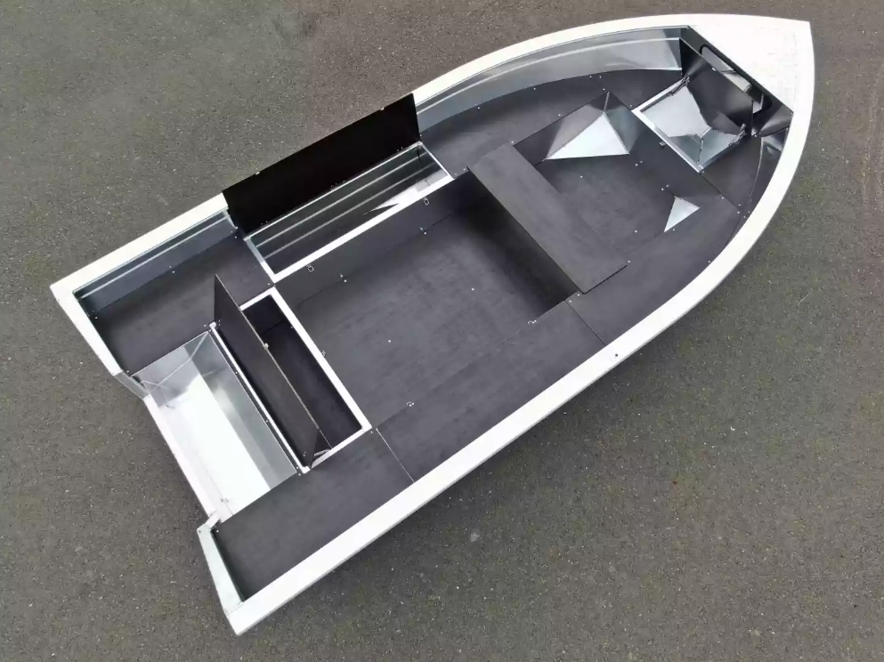 Алюминиевая лодка  Неман-420 в Нефтекамске