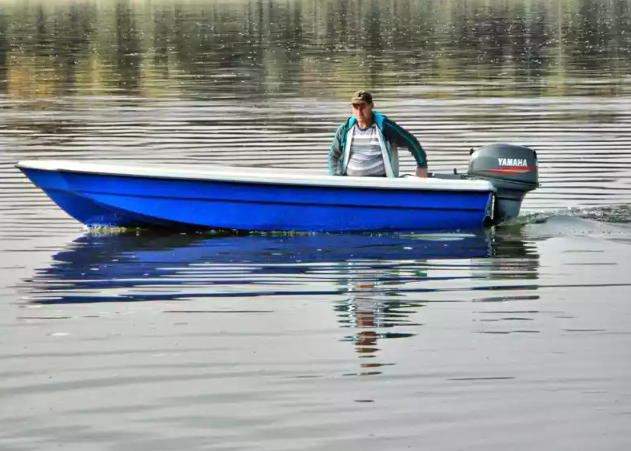 Стеклопластиковая лодка Wyatboat 430 тримаран в Нефтекамске