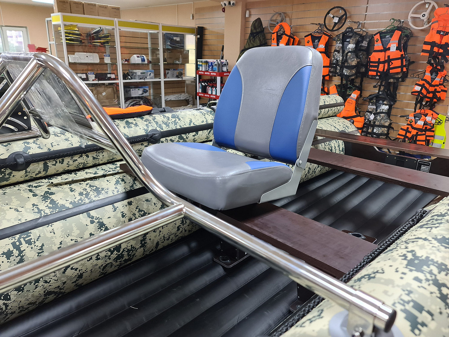 КРЕСЛО МЯГКОЕ РАСКЛАДНОЕ С ПОВОРОТНЫМ МЕХАНИЗМОМ ДЛЯ ЛОДОК в Нефтекамске