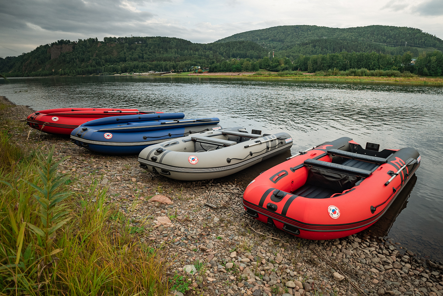 Лодка MISHIMO RIVER FJET PRO 430  под водомет в Нефтекамске